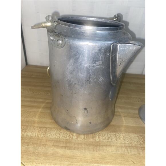 VINTAGE COMET 9-CUP CAPACITY ALUMINUM COFFEE POT PERCOLATOR WITH COPPER HANDLES - Picture 5 of 11